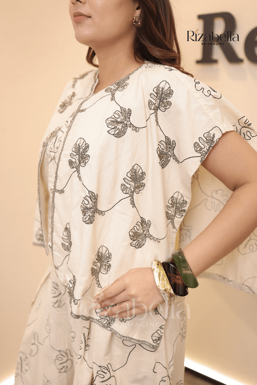 Metallic embroidered cape plazzo set - Image 4