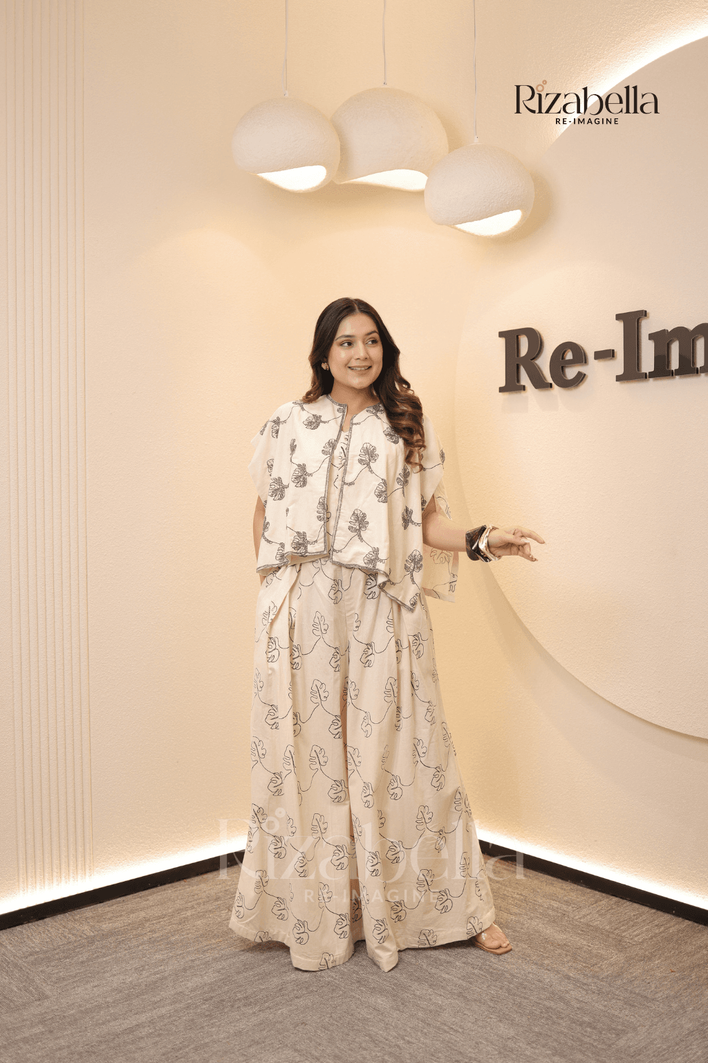 Metallic embroidered cape plazzo set - Image 6