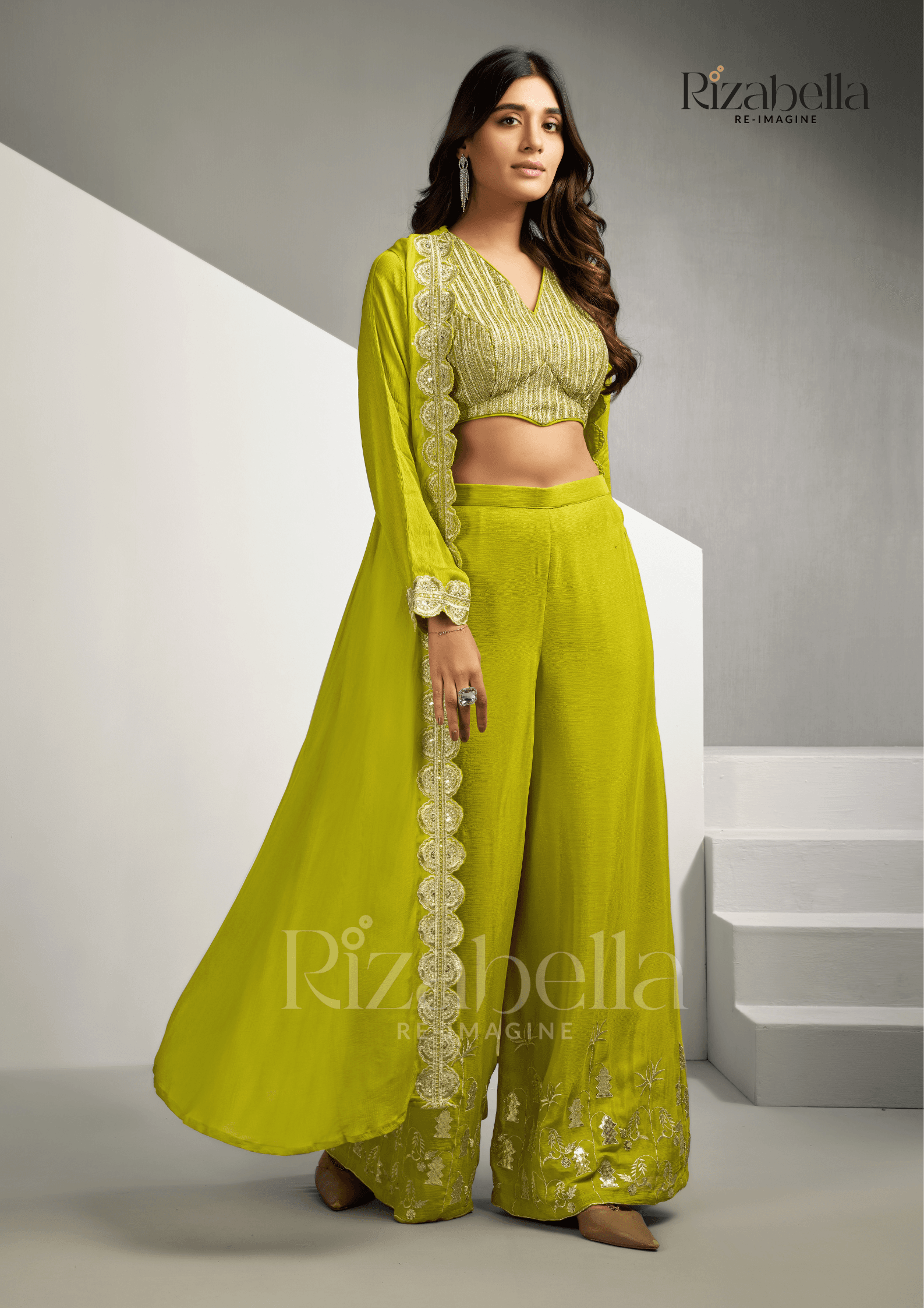 Signature Embroidered blouse & jacket set - Image 4