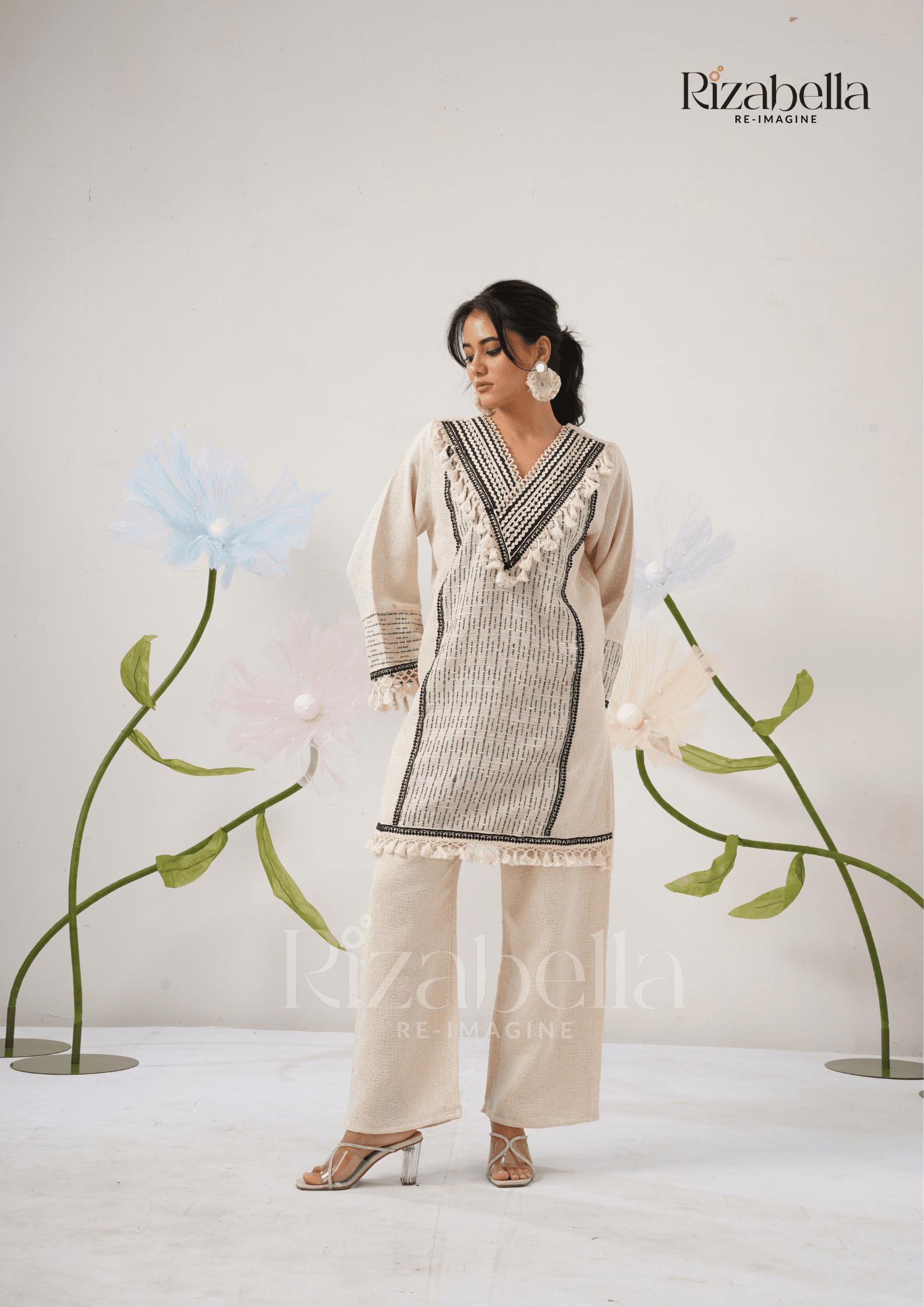 Jute Co-ord with Tribal Stitch Detail - Image 9