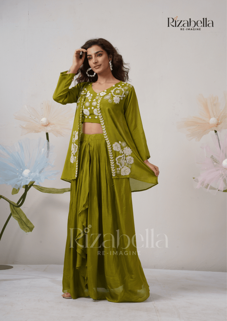 Threaded Florals Flow with 3 pc set