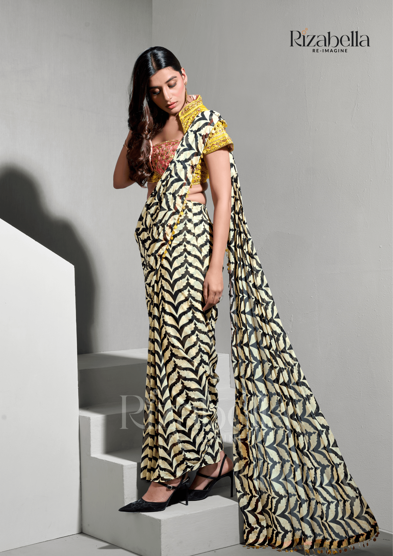 Rajwada Bloom Printed Saree - Image 5