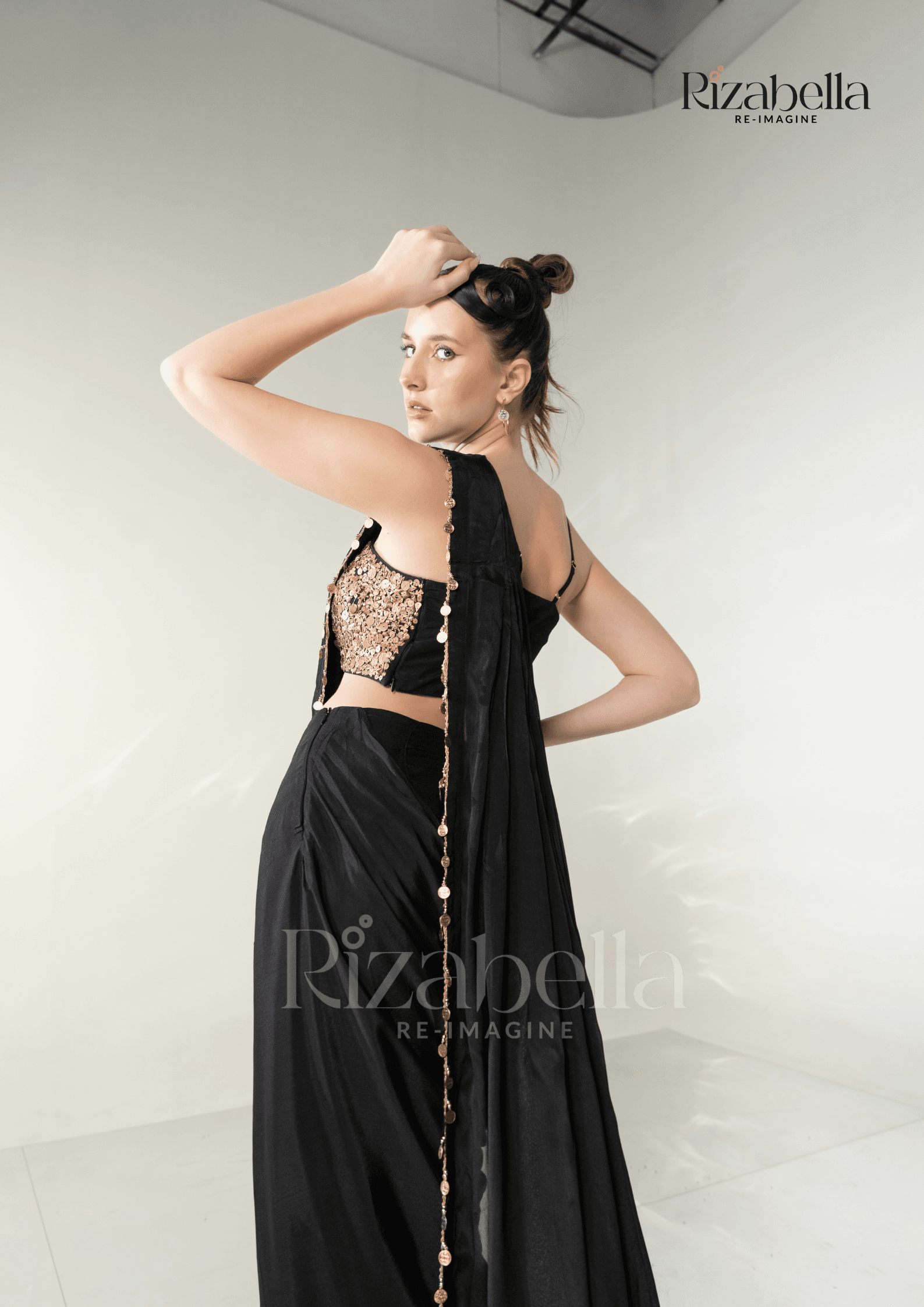 Ruby Noire Saree Set - Image 7