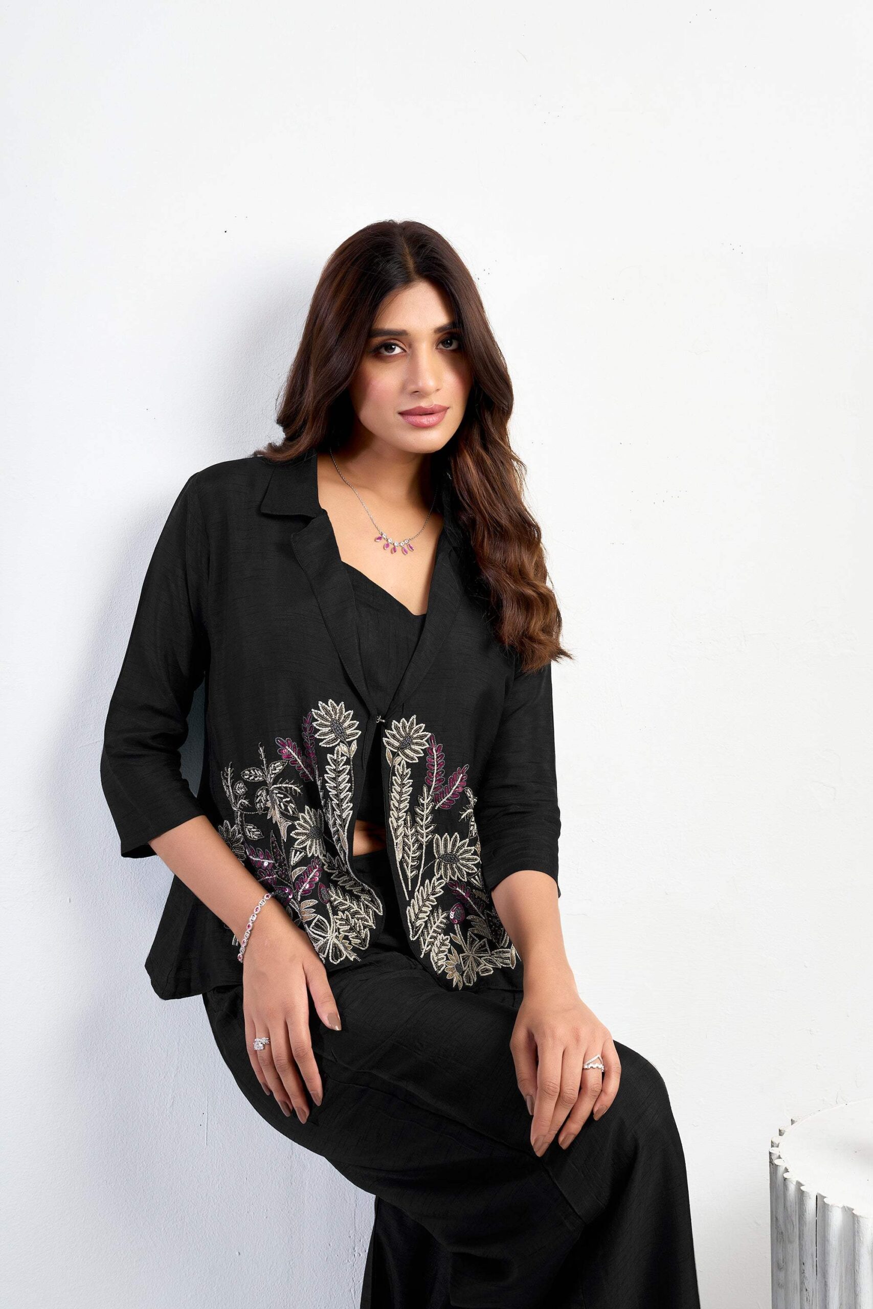 Embroidered jacket set - Black
