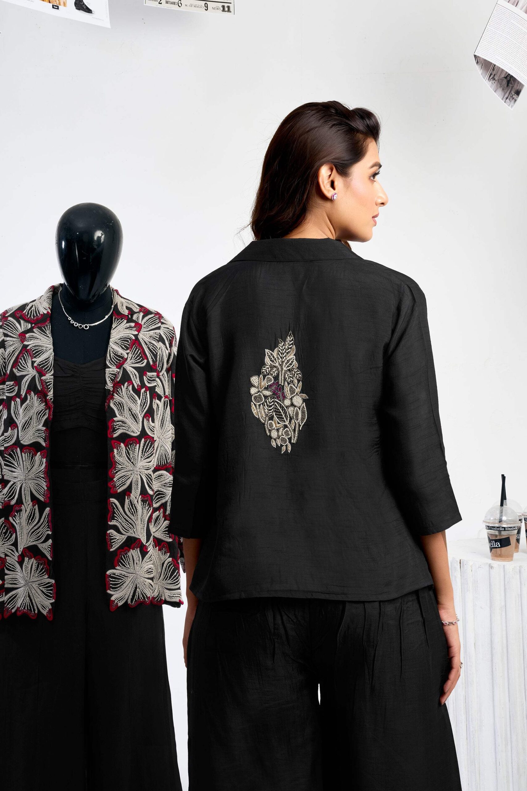 Embroidered jacket set - Black - Image 6