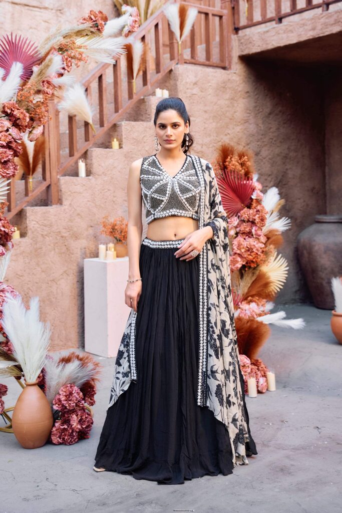 Black Shrug Set With Shell Embellishment