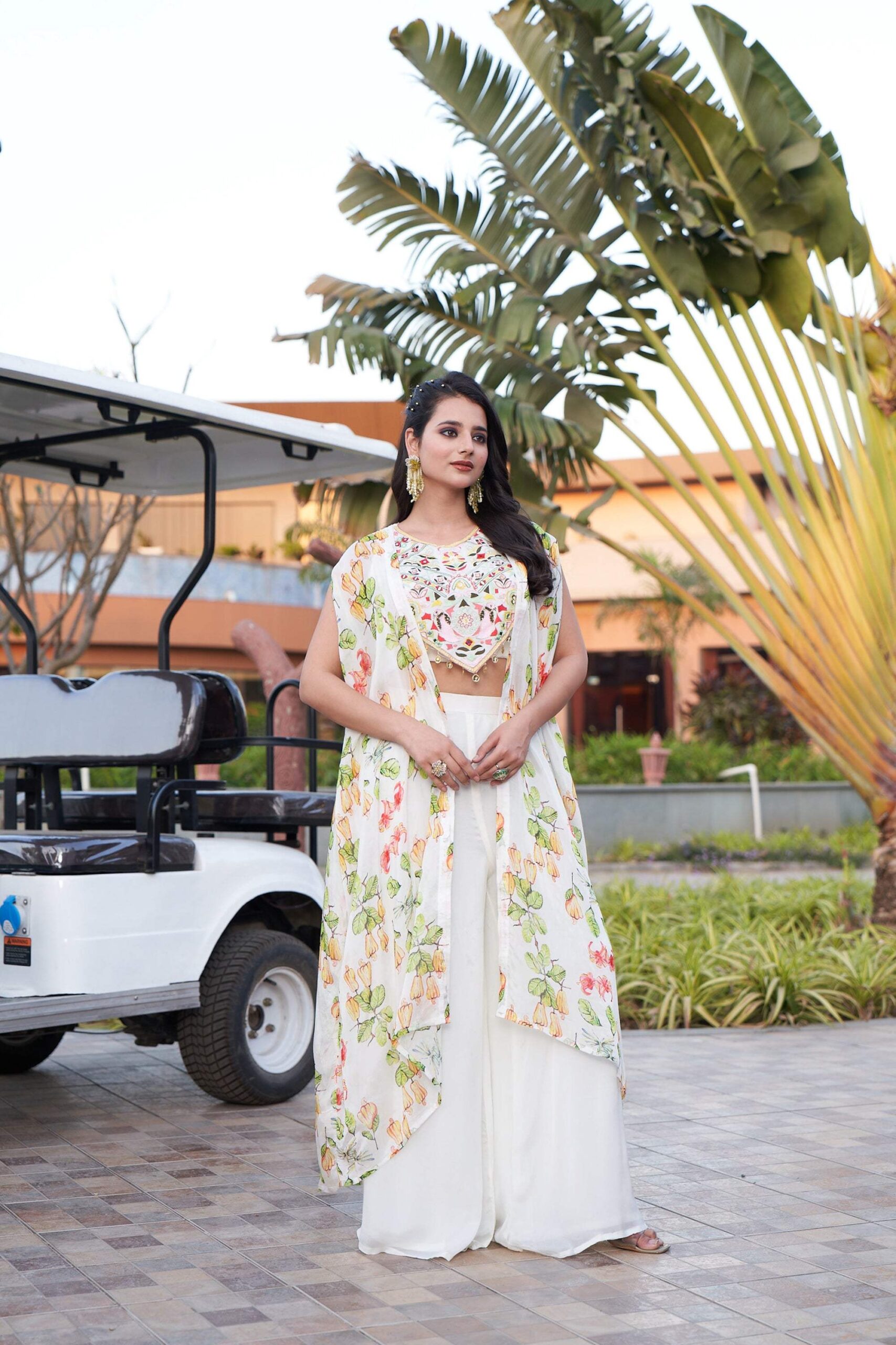 Floral Cape and Mirror Blouse - Off-White - Image 5